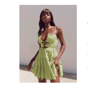 princess polly asxel mini dress in green size 6!